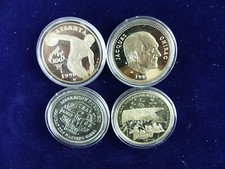 Lot de 4 médailles CHIRAC KOWEIT JO ATLANTA DEBARQUEMENT juin 1944 sous capsules