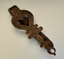 Ancien Crochet de Chatelaine métal forme de coeur