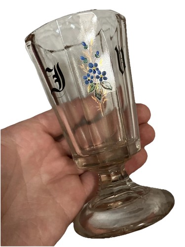 Verre ancien forme - ancien,