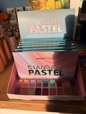 Lot de 5 palettes de