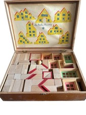 ANCIENNE BOÎTE COFFRE BOIS DE CONSTRUCTION JEU DE MAISON MALETTE JOUET