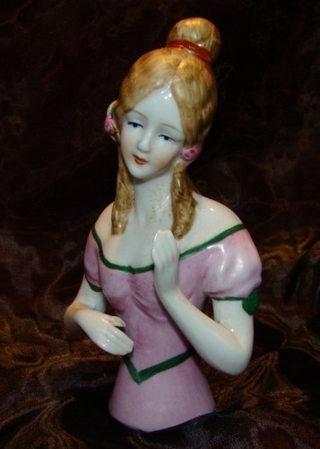 Demi poupee figurine - demi-poupee,