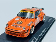 Base MINICHAMPS 400766412