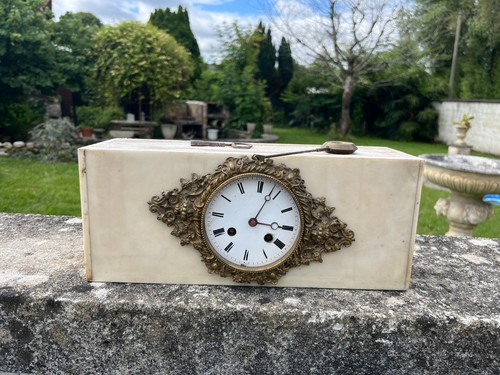 Pendule marbre blanc cadran