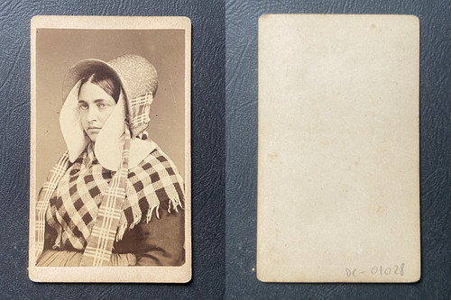 Femme costume traditionnel - femme, en
