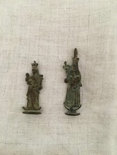 Deux enseignes de pèlerinage