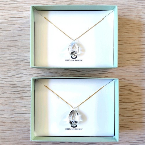 Collier pierre lévitation