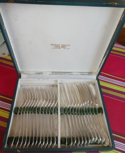 Ménagère couverts à - de, 24