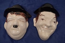 APPLIQUES MURALES STAN LAUREL OLIVER HARDY VISAGES EN CERAMIQUE FILM COMEDIEN 