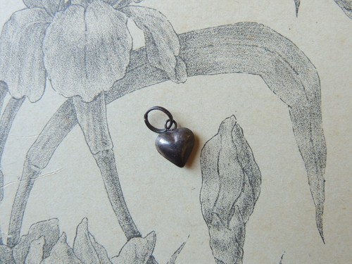 Charmant petit pendentif - , en