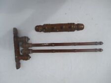 ANCIENS PORTE-SERVIETTES ET