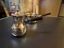 Petite casserole et verseuse