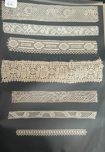 Dentelle ancienne sur - dentelle,