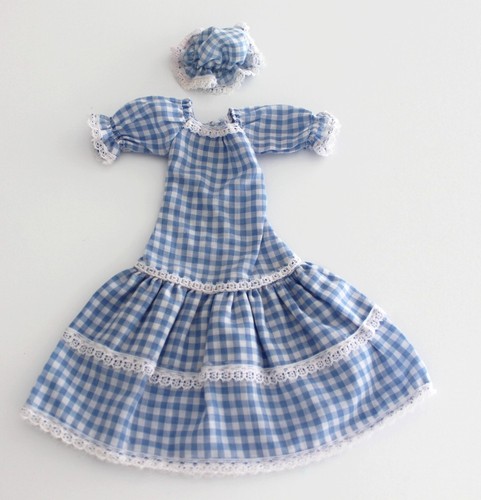 Sindy pedigree robe - sindy,