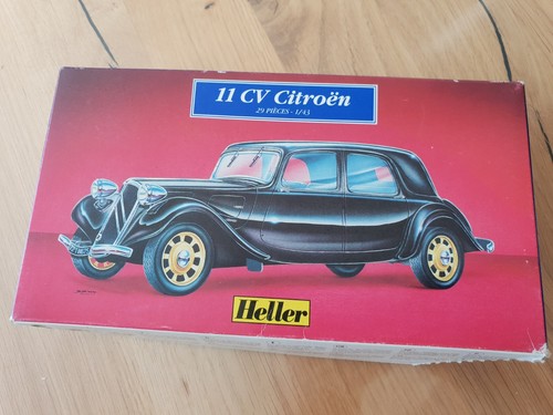 Maquette voiture citroën - voiture, 11cv