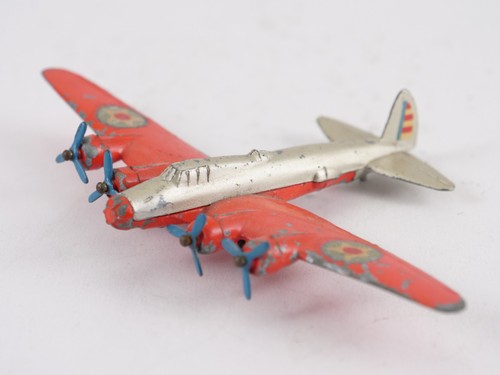 Tekno 401 avion boeing - 401, b17