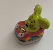 FEVE UNE SOURIS VERTE J'ENTRETIEN MON VEHICULE 2013   (1109)