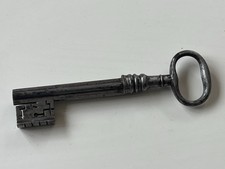 ANCIENNE CLE CLE FER FORGE EPOQUE 18 EME TIGE TREFLE ANTIQUE KEY 18 TH