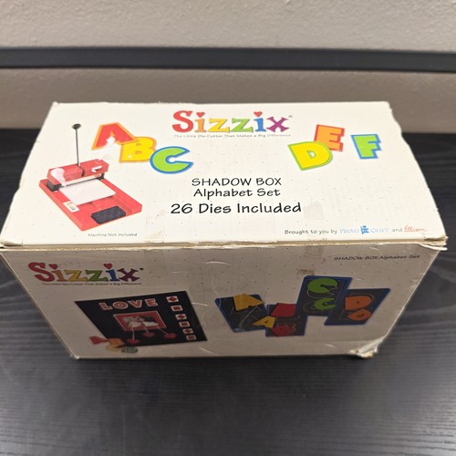 Sizzix shadow box alphabet set - box,
