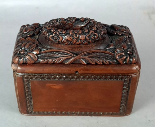Ancienne boite tirelire - , en