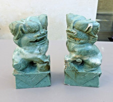 ancienne paire  chien de FO en pierre Chine.