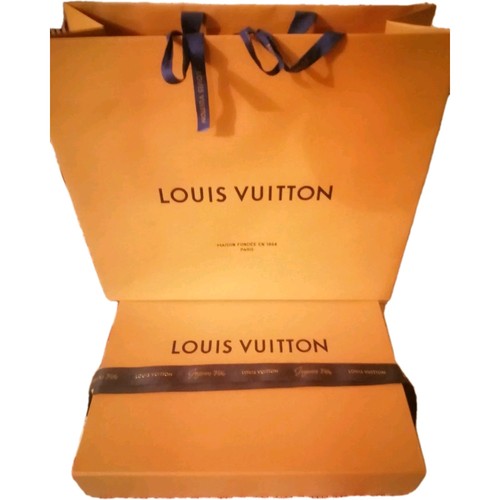 Louis vuitton lot boîte - louis,