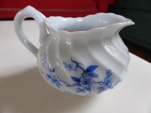 Pot lait porcelaine - pot,