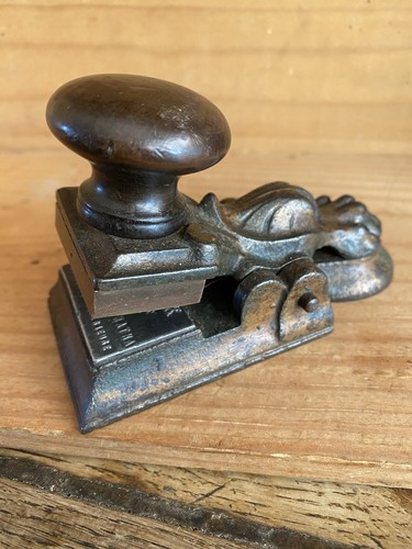Ancienne presse gaufrer - ancienne,