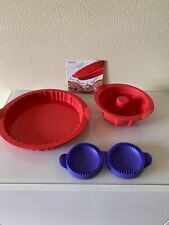 Tupperware Lot 2 Moules Silicone, Livret et Tartelette en bon etat