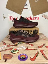 Baskets basses Nike ACG