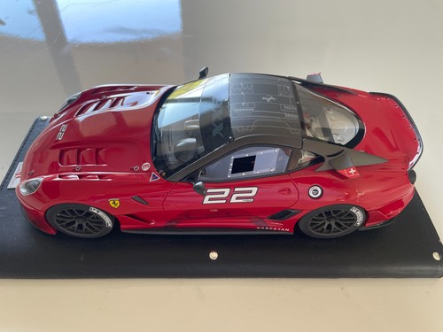 Ferrari 599xx rouge 22 - 1:18,