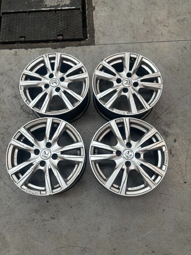 Jantes alliage momo - 4, en