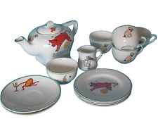 Ancienne dinette en porcelaine