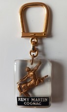 Ancien porte-clés Bourbon "REMY MARTIN COGNAC V.S O.P."
