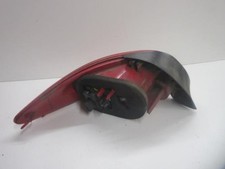 Feu arriere principal droit