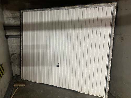 Porte garage basculante - garage,