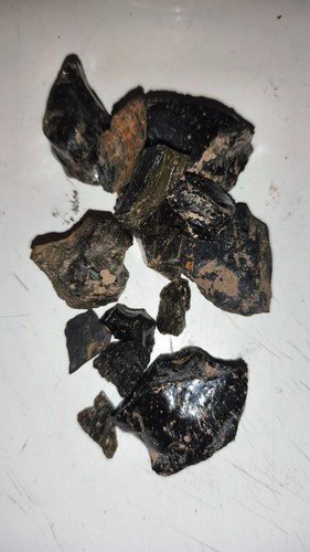 Obsidienne brute - obsidienne,