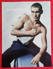 Publicité de presse: Bagagerie Sac LANCEL Paris Présenté par Homme, Gay   2004