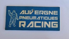 Ancien désodorisant voiture à suspendre Auvergne Pneumatique Racing Michelin