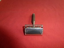 SUPERBE ANCIEN RASOIR