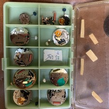 Lot de mouvements de montres à quartz 