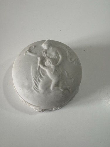 Ancienne boite ronde - ancienne, a