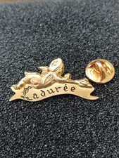 Pin's Pins Pin Enamel MÉTAL DORÉ 61 Pâtisserie Française France "Ladurée"