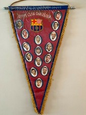 ANCIEN FANION FC BARCELONA ANNEES 70 / CRUYFF TORRES COSTAS REXACH JUANITO