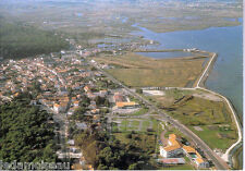 Carte postale, SAINT TROJAN les BAINS, Vue du ciel, écrite au revers.