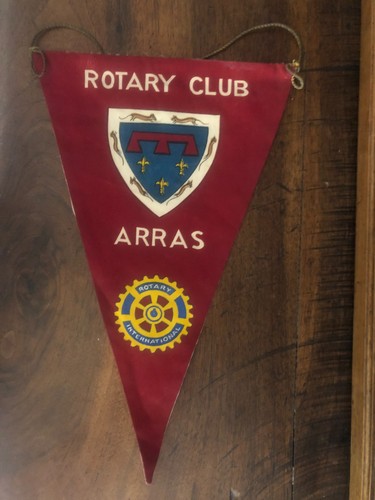 Ancien fanion rotary club - ancien,