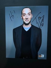 Tony Hale autographed signed