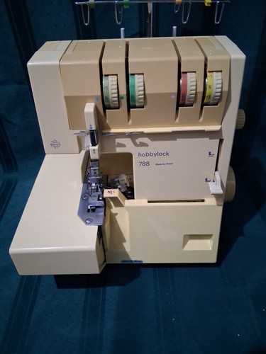 Pfaff hobby lock 788 - 788, serger