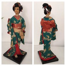 Ancienne Poupée Folklorique