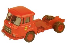 Saviem tracteur de matériels "Pinder" IXO/ALTAYA